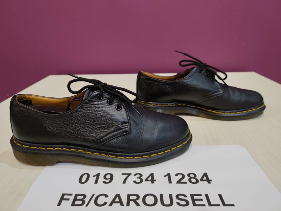 Dr clearance martens 2215