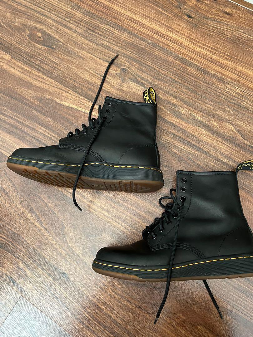 Newton black dr martens store