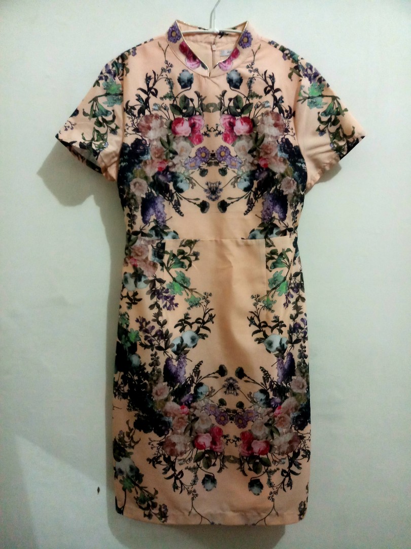 Dress model Cheongsam Modern