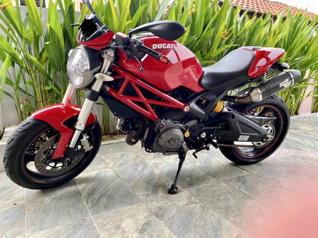 Ducati monster online desmo service