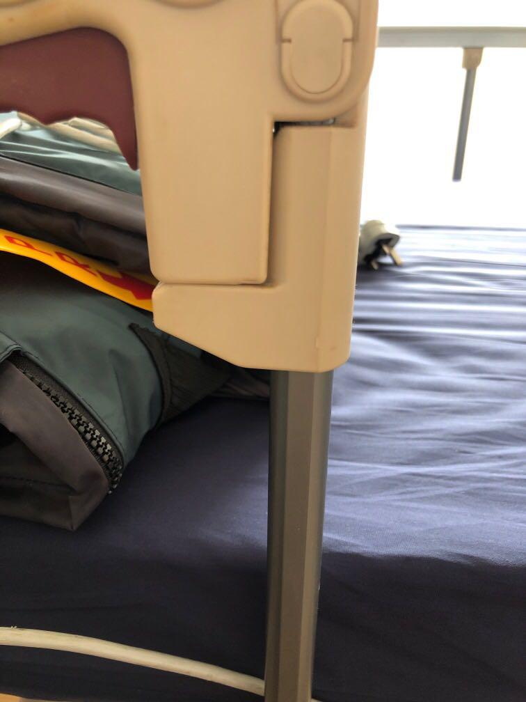 Electrical 3 crank home care bed, Health & Nutrition, Assistive