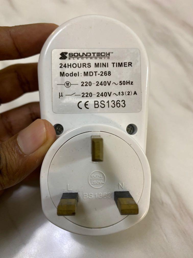 Electrical Socket with Timer (Category: Electrical, Adaptors & Sockets) located in Singapore. Submitted by navas13 (Listing ID 1151946586, Image 2). Description: .