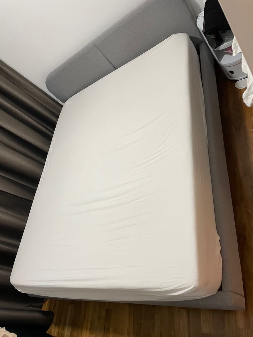 FortyTwo Santiago Upholstered Queen Bed (Grey) + SleepMed Posture Care