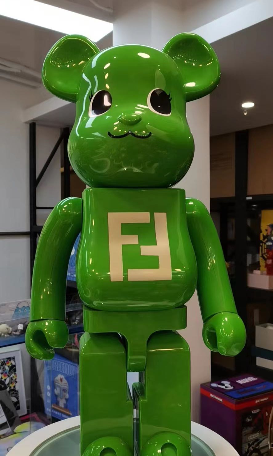 Fendi shop bearbrick 1000