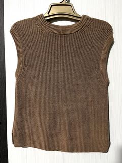 (Category: ) located in . Submitted by Erina_Wardrobe (Listing ID 1151948715, Image 1). Description: .
