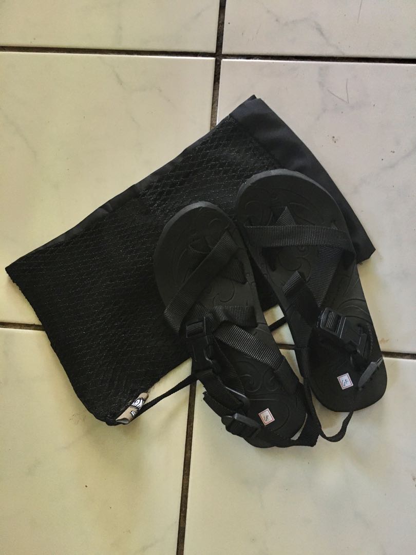 Lambat outdoor hotsell sandals