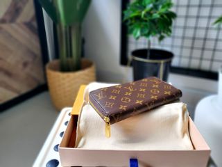 【美品】ルイヴィトン　ポルトクレ　イリュストレ　モノグラム M42597 楽天市場】【財布】LOUIS VUITTON ルイ ヴィトン モノグラム