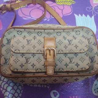 (Category: ) located in . Submitted by mardoll (Listing ID 1151881233, Image 1). Description: .