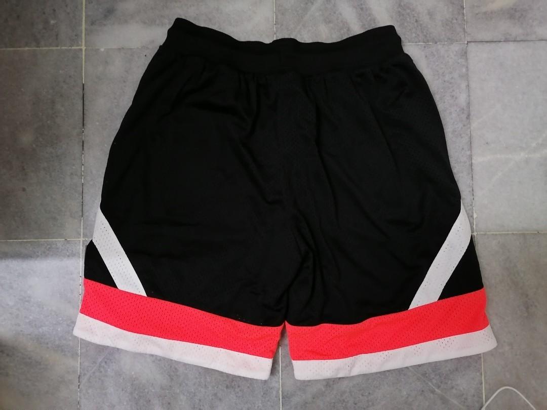 MostLaku PUMA Men Jaws Mesh Basketball Shorts on Carousell