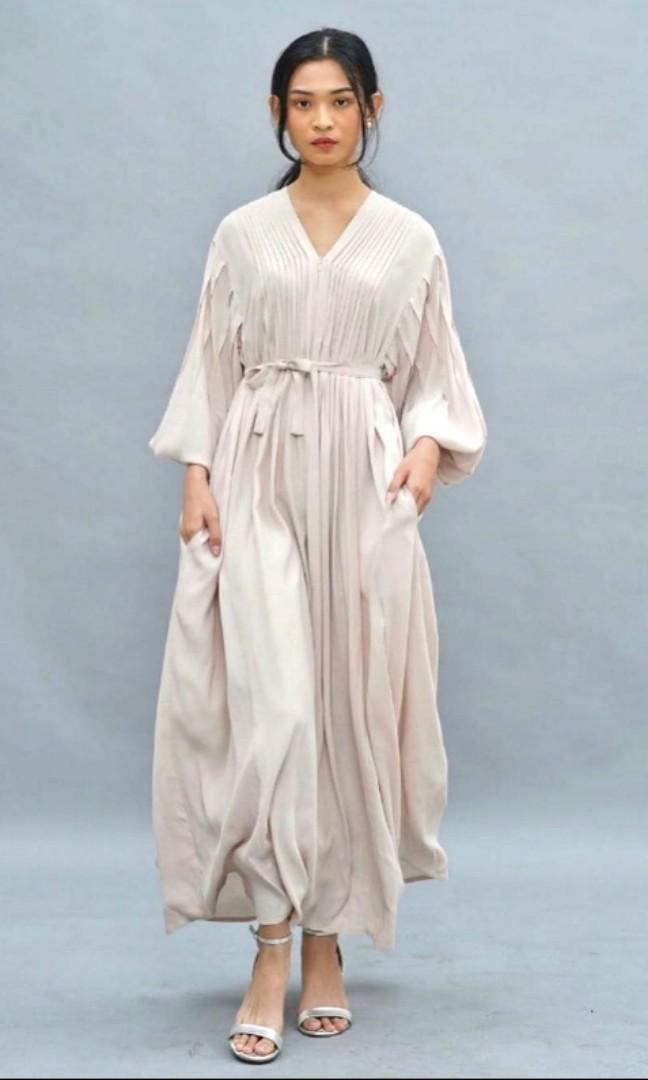 White linen boho dress top