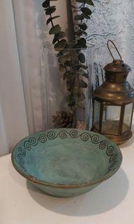 Painted stoneware bowl  17.5x6cm