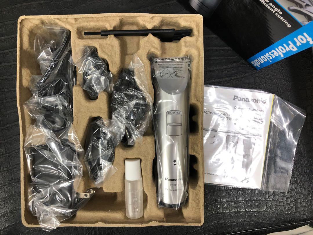 現貨速出］台灣公司貨🇯🇵日本Panasonic 國際牌電剪ER1410s 電推美髮沙龍男士理髮職業理髮, 香水、美妝、保養, 身體清潔保養,  毛髮移除在旋轉拍賣