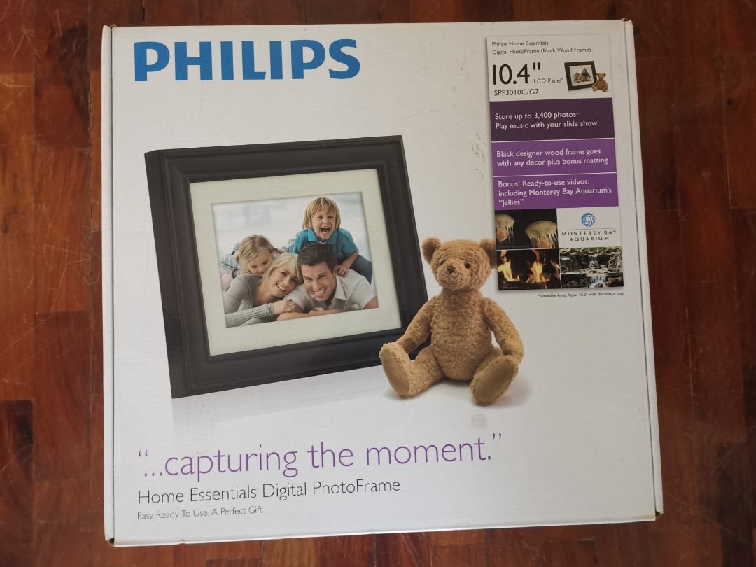 PHILIPS DIGITAL PHOTO FRAME (SPF3010C/G7), Furniture & Home Living