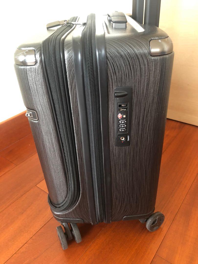Samsonite EVOA Spinner 55/20 Front Pocket, 興趣及遊戲, 旅行, 旅遊