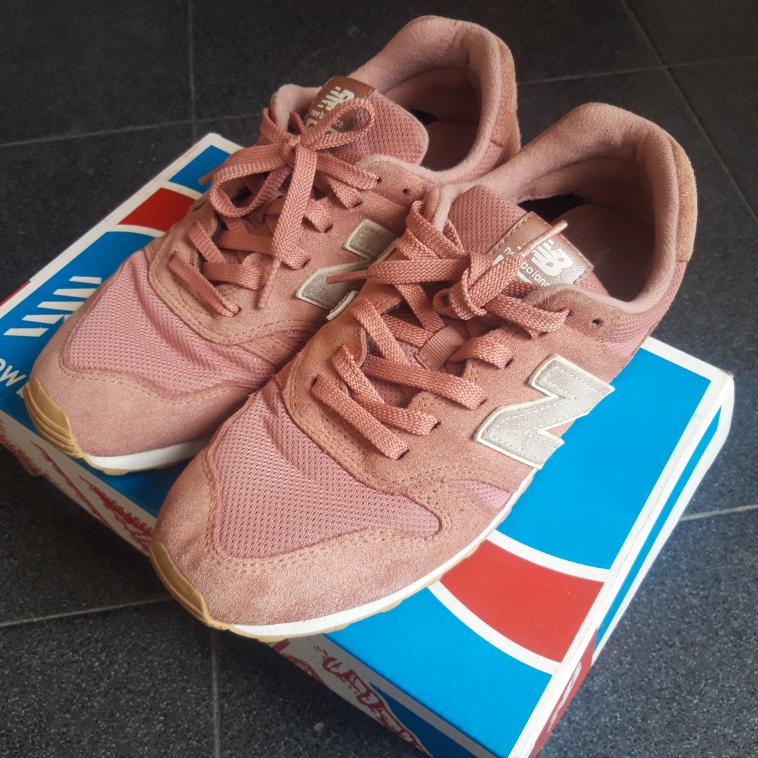 Harga sepatu new balance pink hotsell
