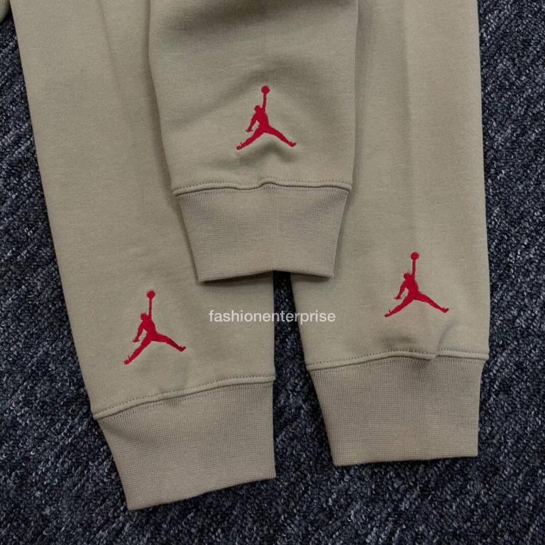 Cactus jack on sale jordan tracksuit