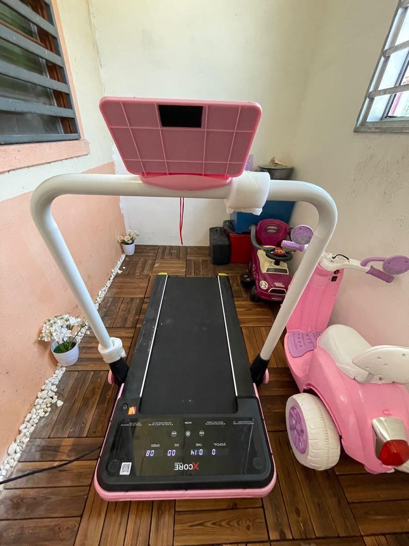 Treadmill xcore elisa, Sports Equipment, Exercise & Fitness, Cardio