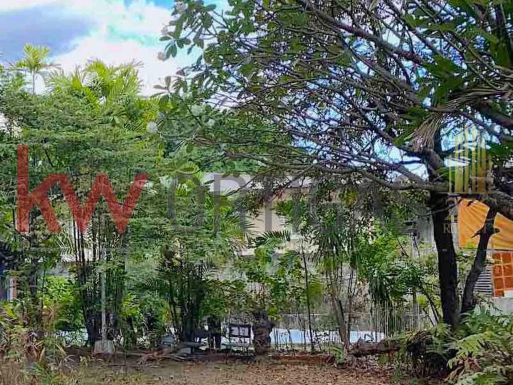 Vacant Lot for Sale in San Lorenzo Village, Makati City, Property, For