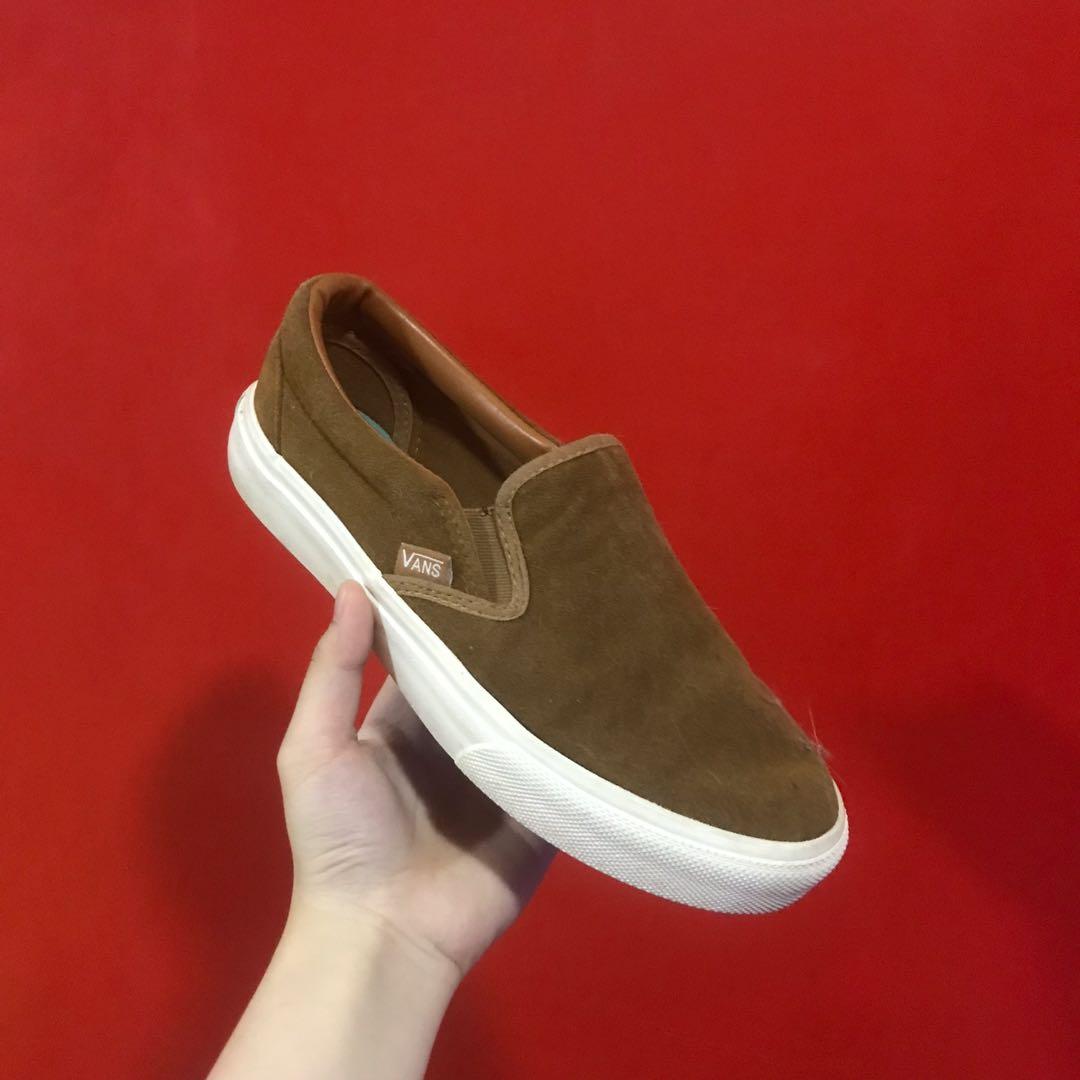 Tan suede store fleece vans