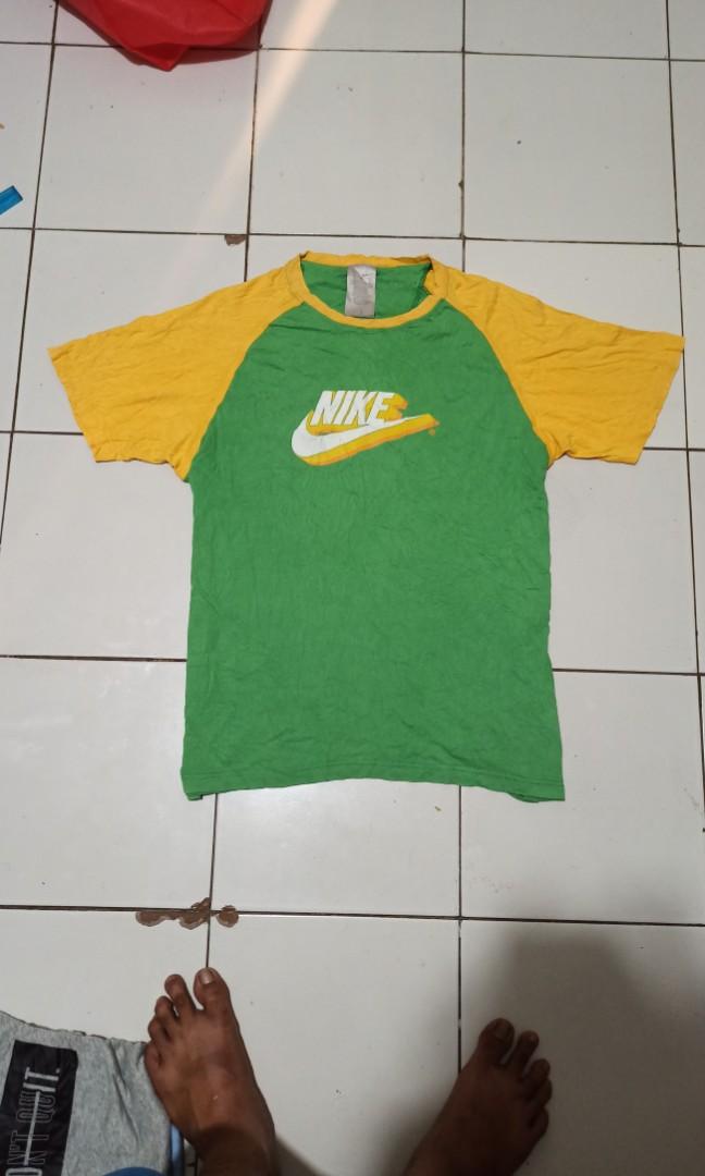 nike retro t shirt green