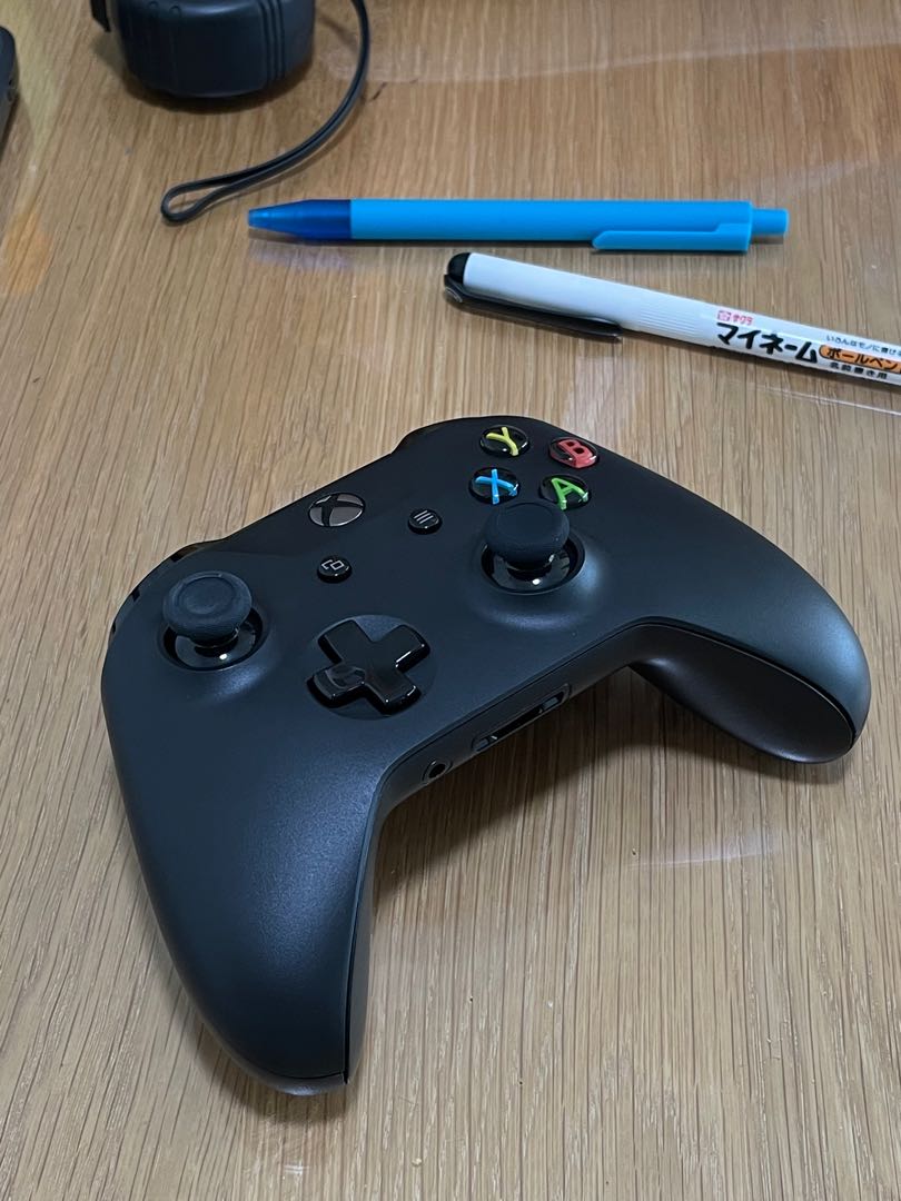 Xbox One S Controller Black, Video 