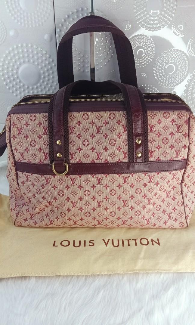 100% ORIGINAL AUTHENTIC LV Josefine minilin (Category: Luxury Bags & Wallets) located in Mexico. Submitted by indaymurayta888 (Listing ID 1146890957, Image 1). Description: GUARANTEED ORIGINAL Authentic Money back Guarantee NO return NO Exchange Policy Looks very nice in person Bag Rate 9.5/10 Excellent Condition Inclusion: Dust bag only Excellent mint condition Source: Japan Note: This Bag still Preloved please manage your expectations, and also