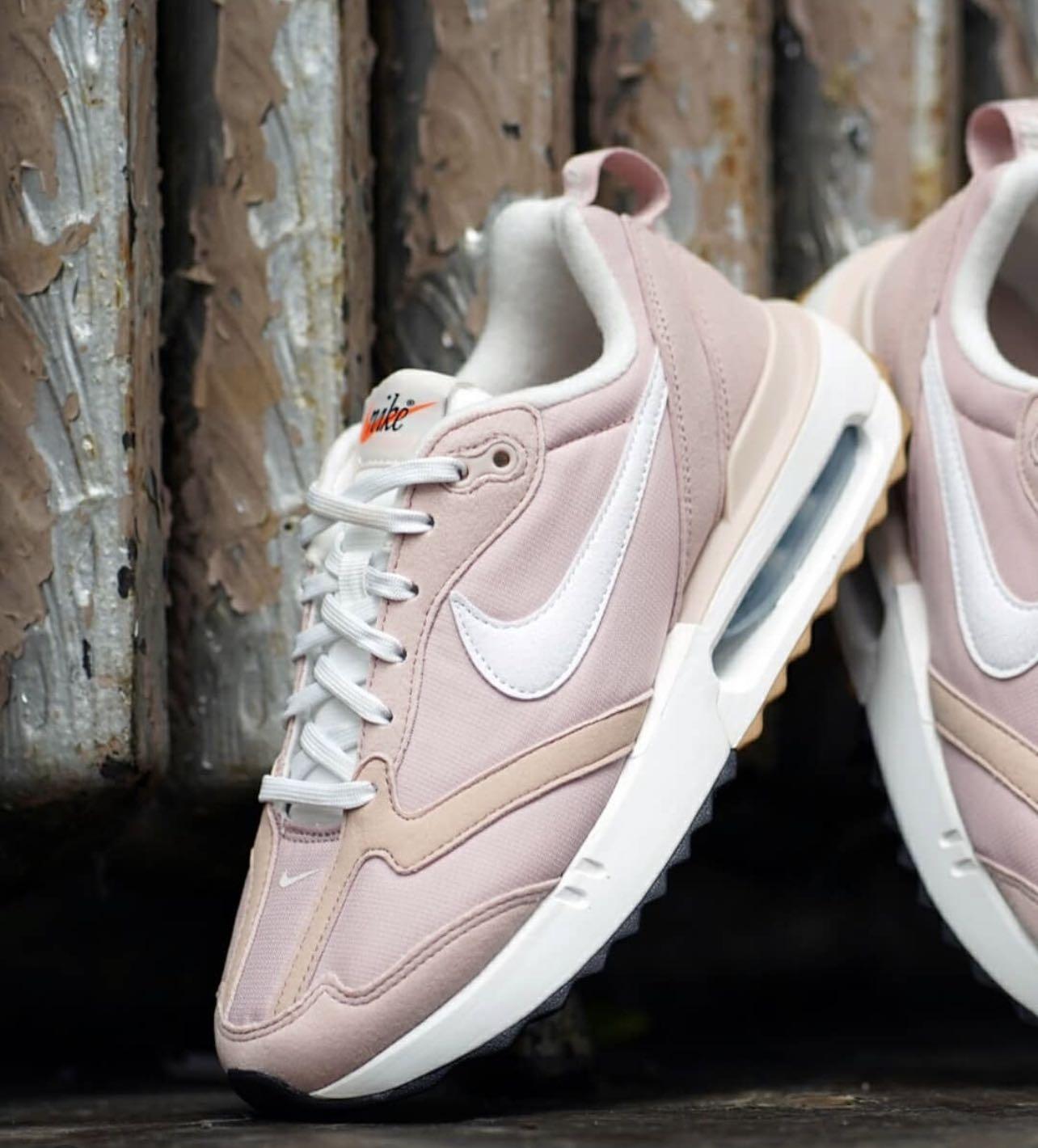 女裝現貨) Nike Air Max Dawn “Pink Oxford/Summit White”, 女裝, 鞋, 波鞋- Carousell