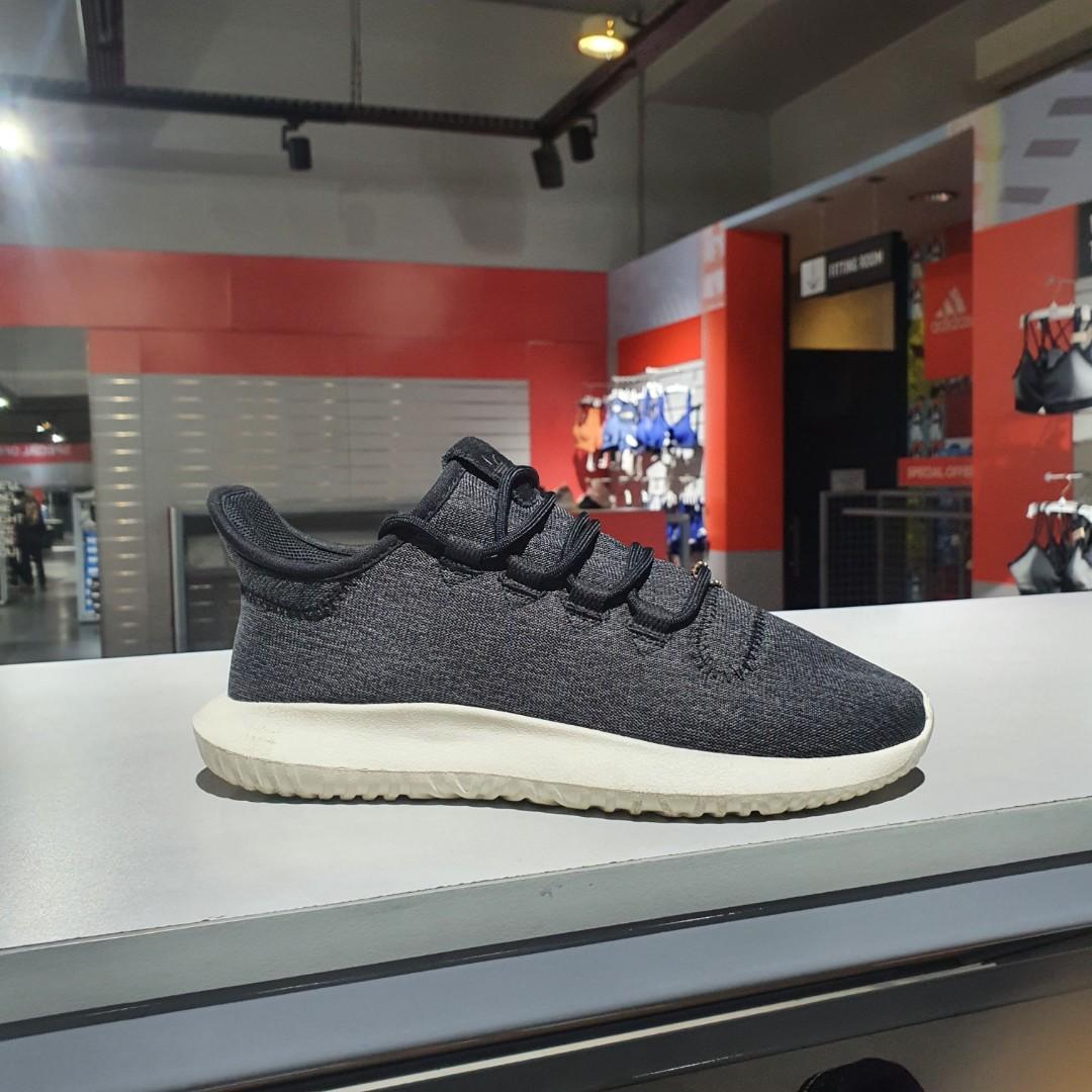 Adidas Tubular Shadow Women Original Store 100% - 010, Fesyen Pria, Sepatu  , Sneakers di Carousell