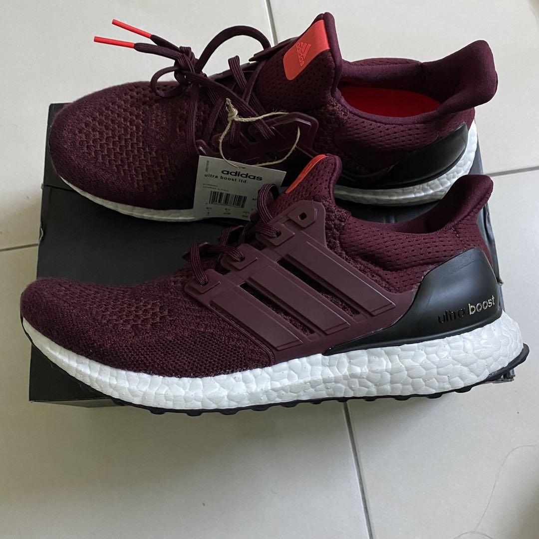 Ultra boost 1. burgundy top