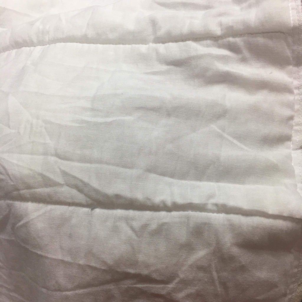 ANKO Strapped Mattress Protector - Queen Bed/ White (Approx. 80" x 57") (Category: Bed Frames & Mattresses) located in Pasay City. Submitted by ayinong168 (Listing ID 1146789760, Image 2). Description: Description: -Dimension (Approx.): 80” x 57” -Equipped with 4 corner elastic straps -Actively protects your mattress from stains/ dust etc. -Brings comfort to your daily bedding routine -Adds comfort and good rest & sleep for daily use -Good for li