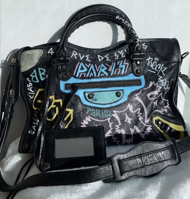 balenciaga graffiti original