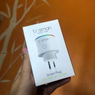 Bosman Smart Plug with RGB LED Indicator