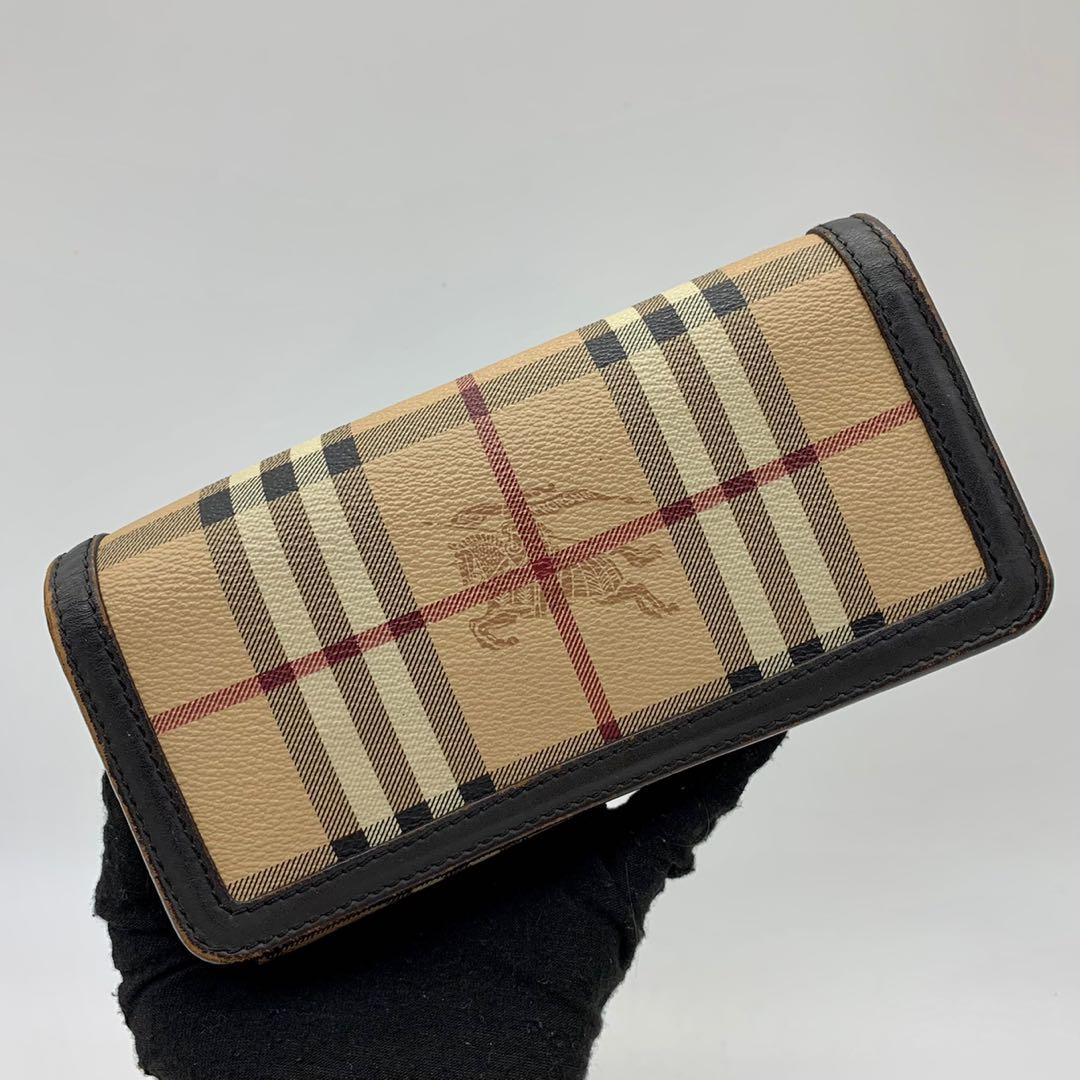 Burberry Wallet, Women's Fashion, Bags & Wallets, Wallets & Card holders on  Carousell