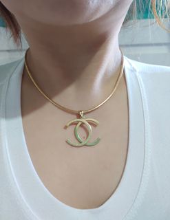 (Category: ) located in . Submitted by le_xi (Listing ID 1146874987, Image 1). Description: .