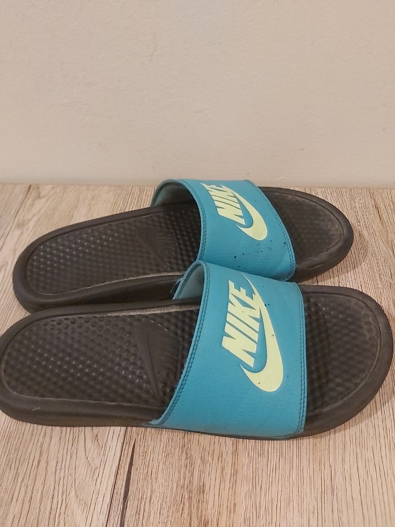 Cheapest nike flip flops sales