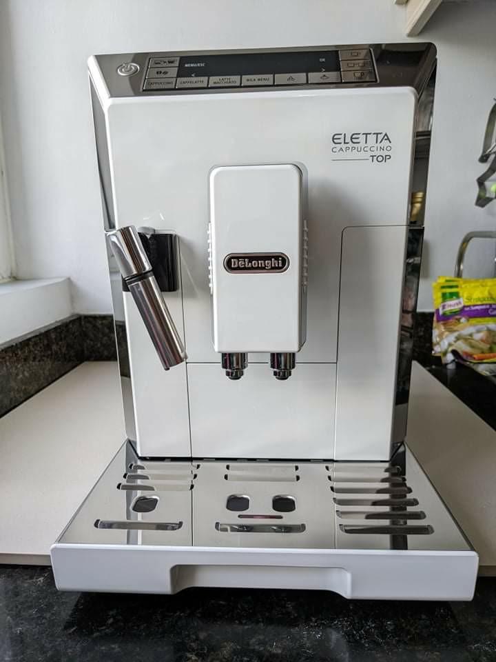 Delonghi Eletta Cappuccino, TV & Home Appliances, Kitchen Appliances, Coffee Machines & Makers