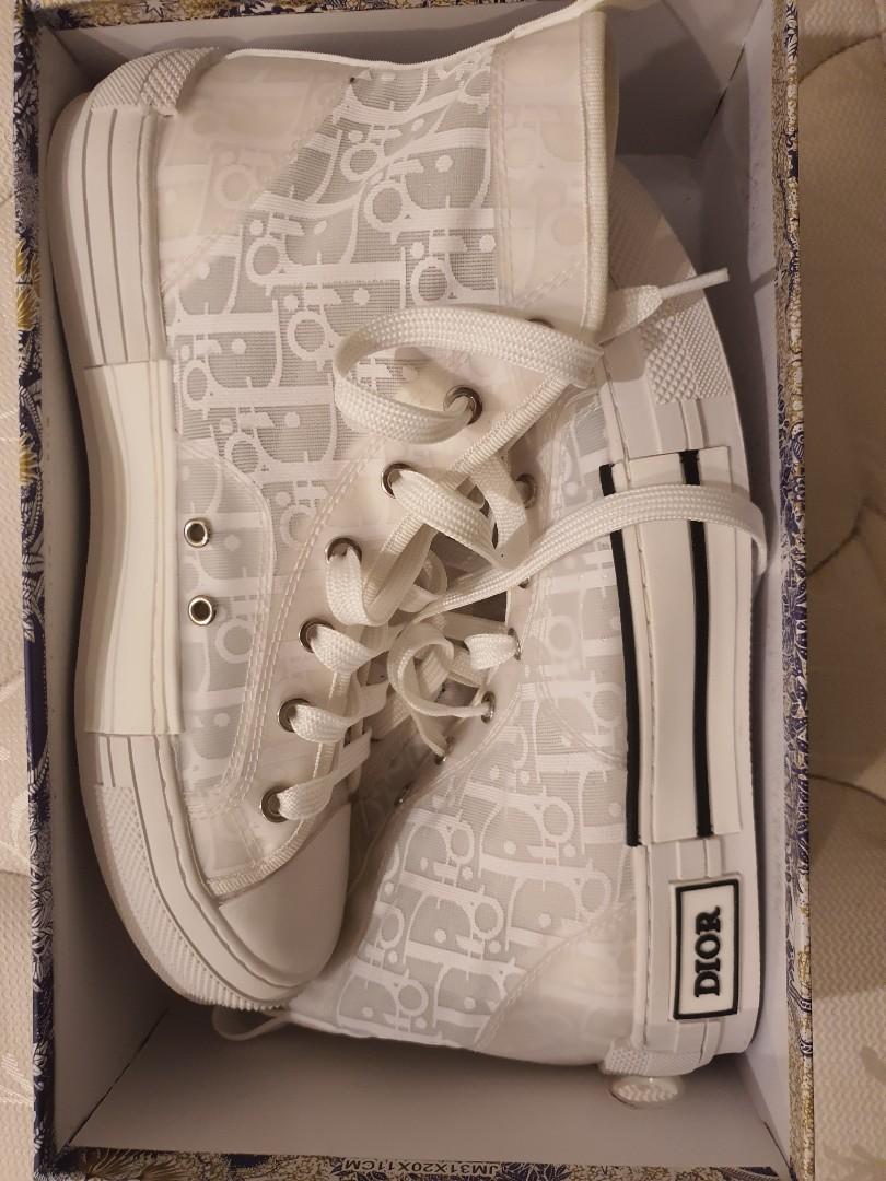 White best sale dior oblique