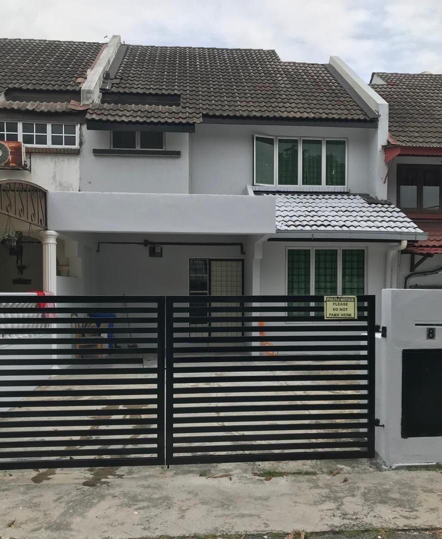 For Rent 2 Storey Terrace Taman Bukit Saga Seksyen 26 Shah Alam Selangor Property Rentals On Carousell