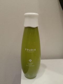 Frudia Avocado Relief Essence toner