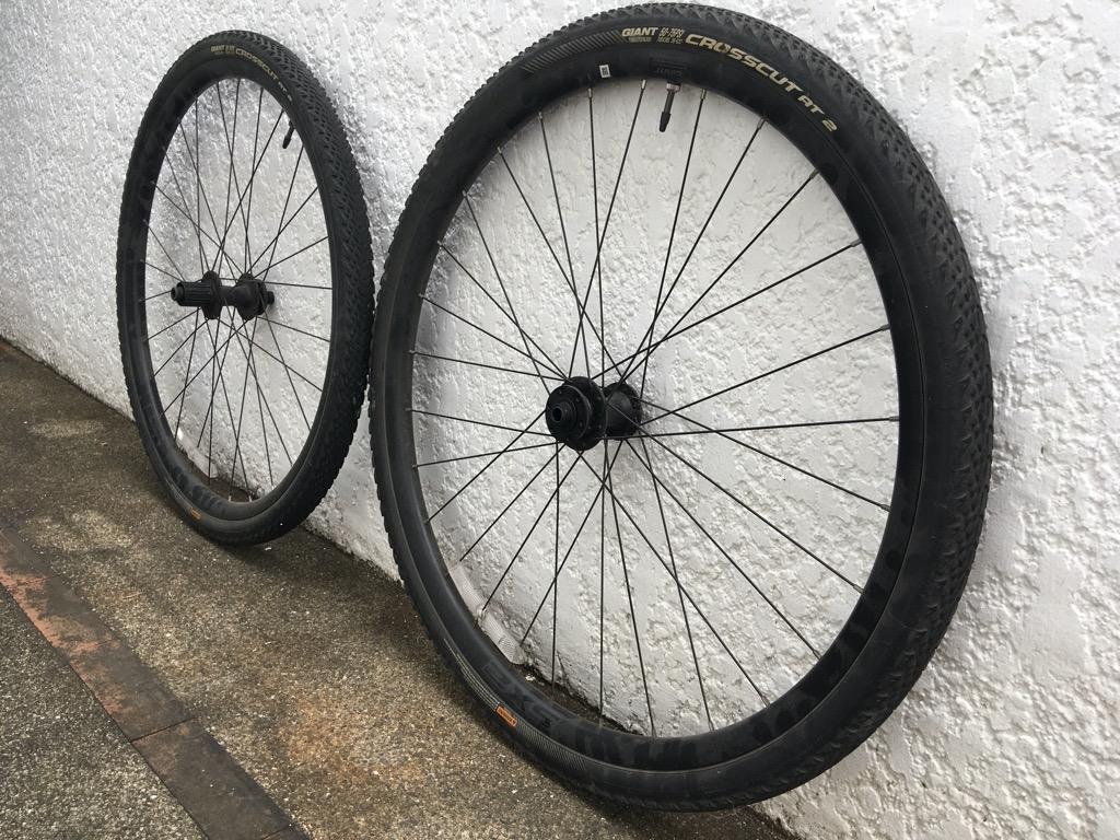 Giant deals sx2 700c