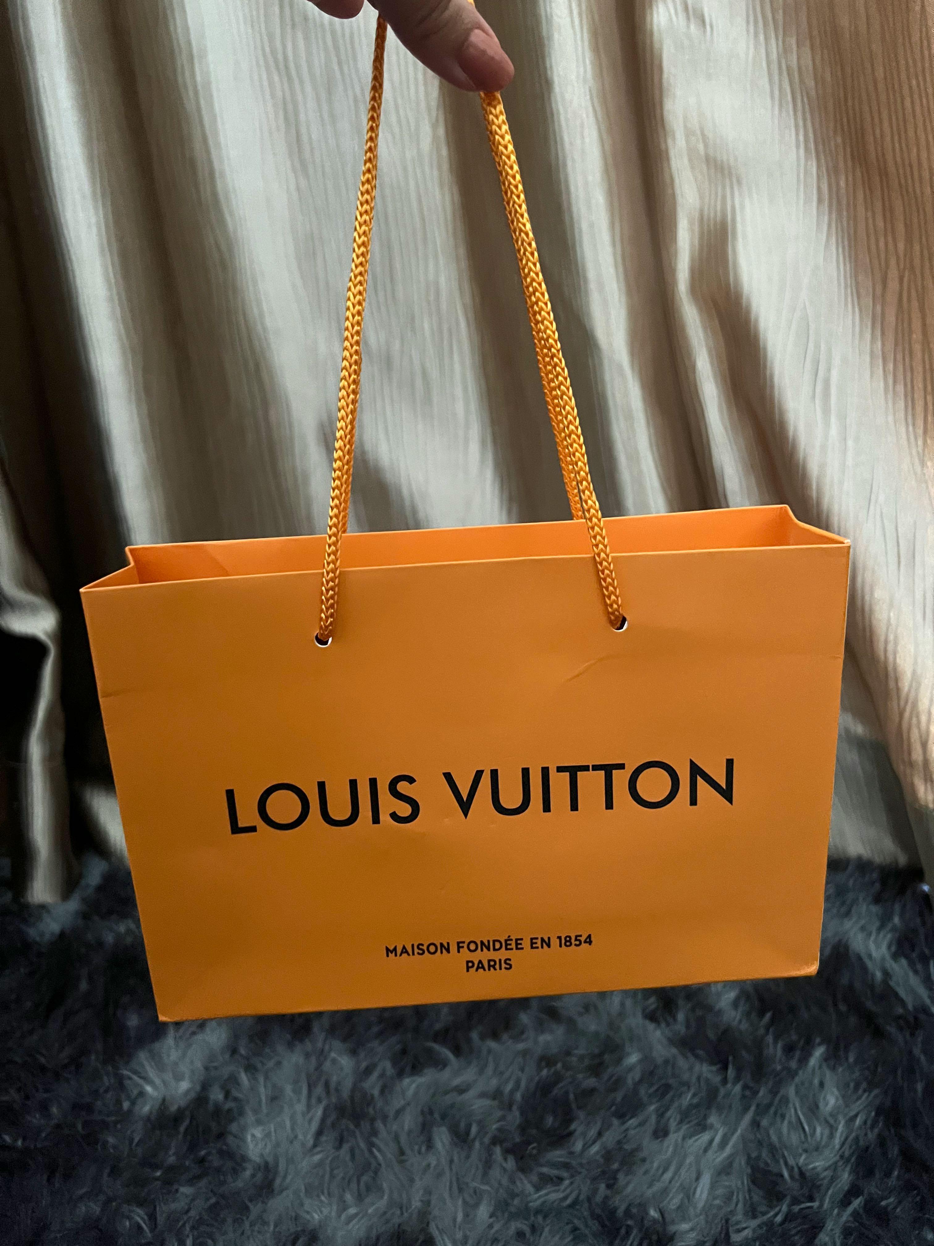 LOUIS VUITTON LV 5IN1 ORANGE BOX SET (5X10ML WPB), Beauty & Personal Care,  Fragrance & Deodorants on Carousell