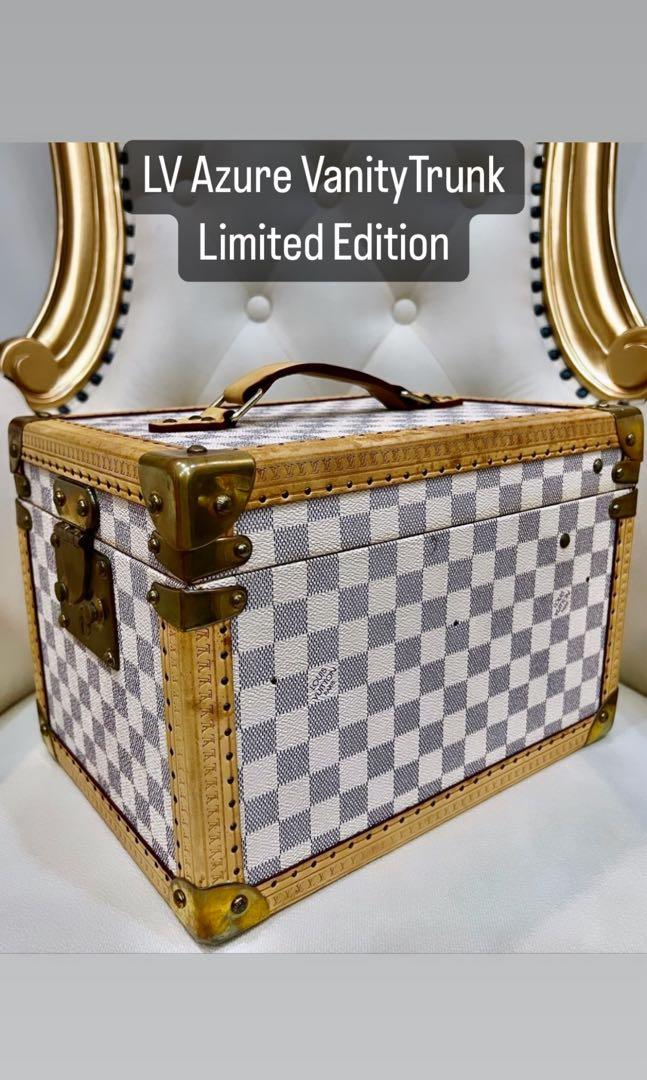 Louis Vuitton Clutch Limited Edition Trunk Chest Mini Pochette Extremely  Rare