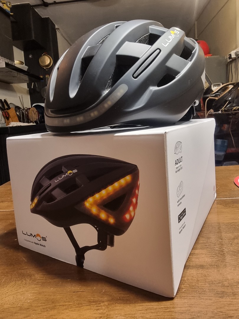 Lumos kickstart bicycle best sale helmet
