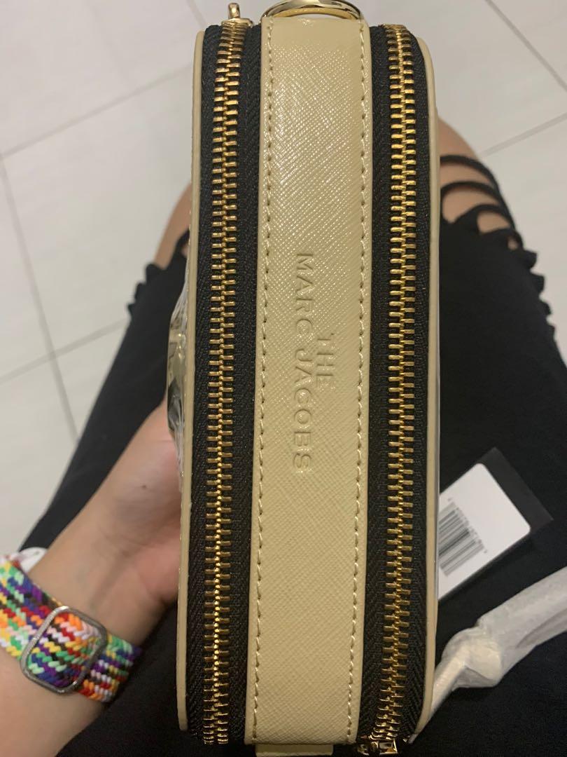 Marc Jacobs Snapshot DTM Khaki, Luxury, Bags & Wallets on Carousell