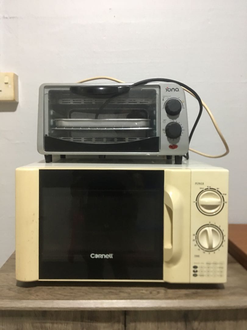 Microwave oven and toaster, TV & Home Appliances, Kitchen Appliances