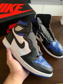 (Category: ) located in . Submitted by sneaker123 (Listing ID 1146740905, Image 1). Description: .