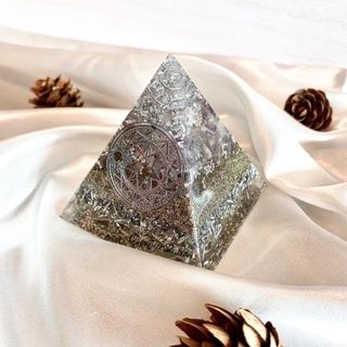 （分類：）位於 。 由 orgonitestation 提交（商品編號 1146767222，圖片 1）。簡介： 。