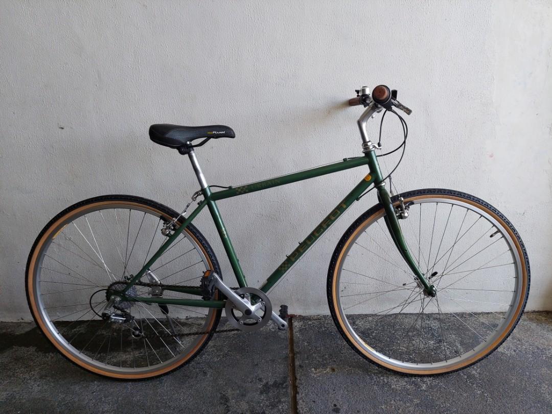 Peugeot store touring bike
