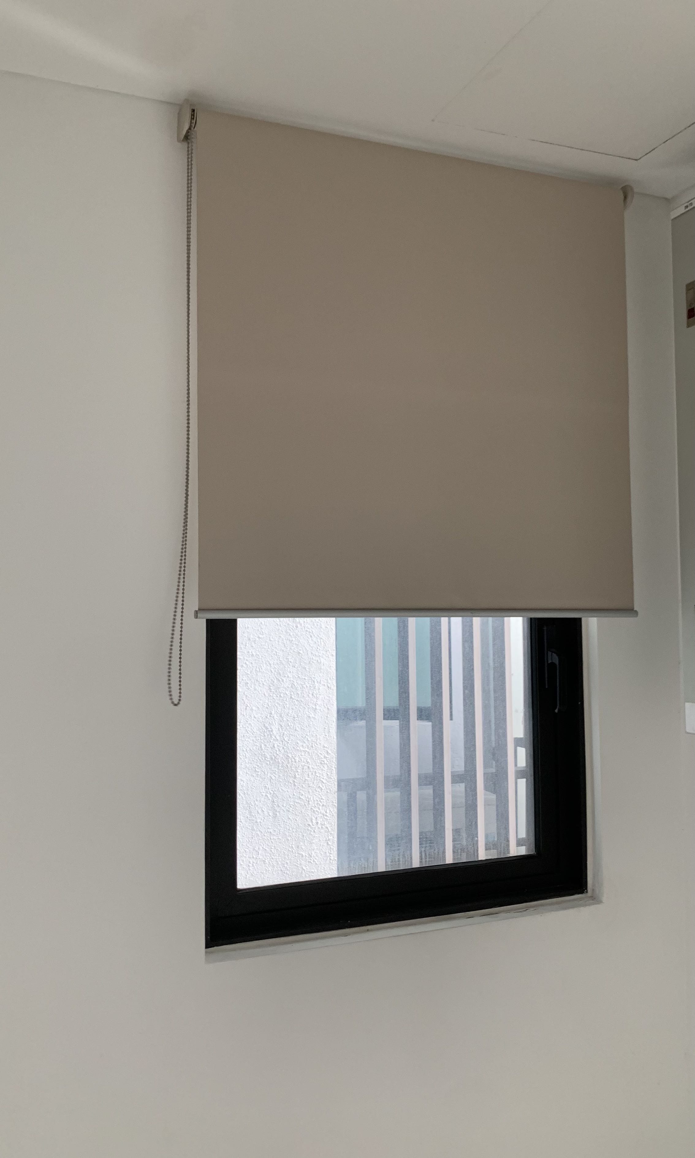 Roller Blind Curtain (Used), Furniture & Home Living, Home Decor