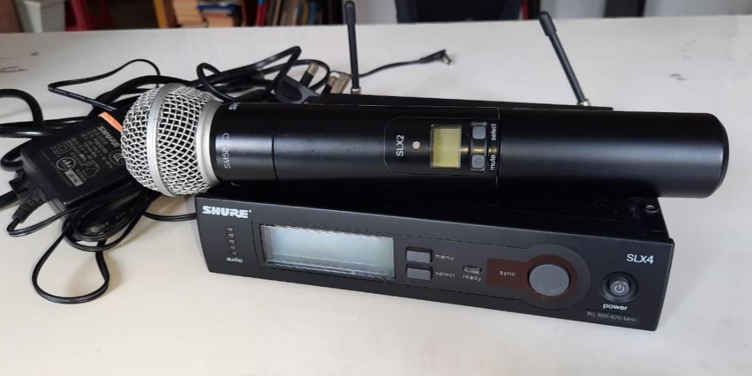 SHURE SLX4 Wireless Receiver with Shure SLX2 SM58 Handheld